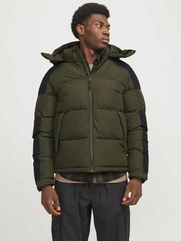 Veste d’hiver 'JCOAero' JACK & JONES en vert : devant