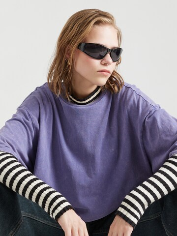 WEEKDAY T-shirt i blå