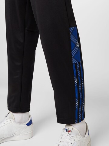 ADIDAS SPORTSWEAR Regularen Športne hlače 'Tiro' | črna barva