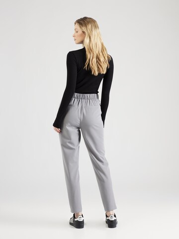 VERO MODA Tapered Bandplooibroek 'AVA' in Grijs