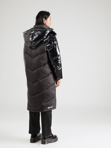 KARL LAGERFELD JEANS Χειμερινό παλτό σε μαύρο