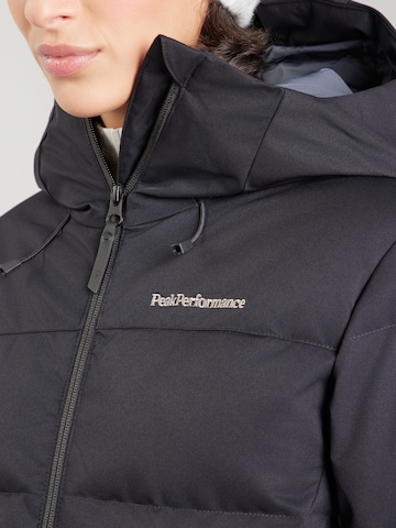PEAK PERFORMANCE Sportjacka 'Shred' i svart