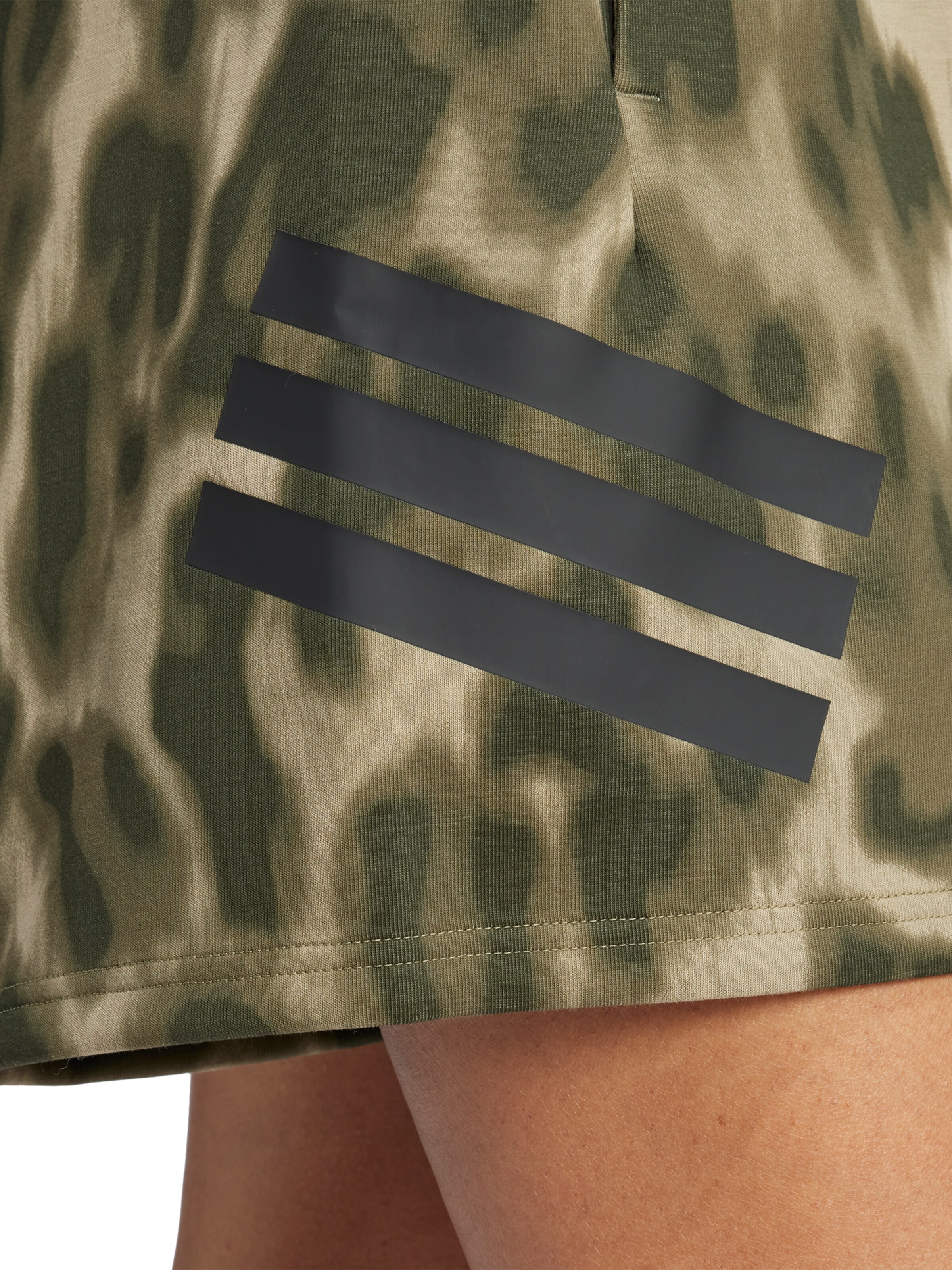 ADIDAS SPORTSWEAR Ohlapna forma Športne hlače 'Future Icons' | rjava barva