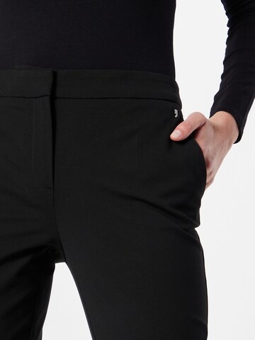 COMMA Slimfit Hose in Schwarz