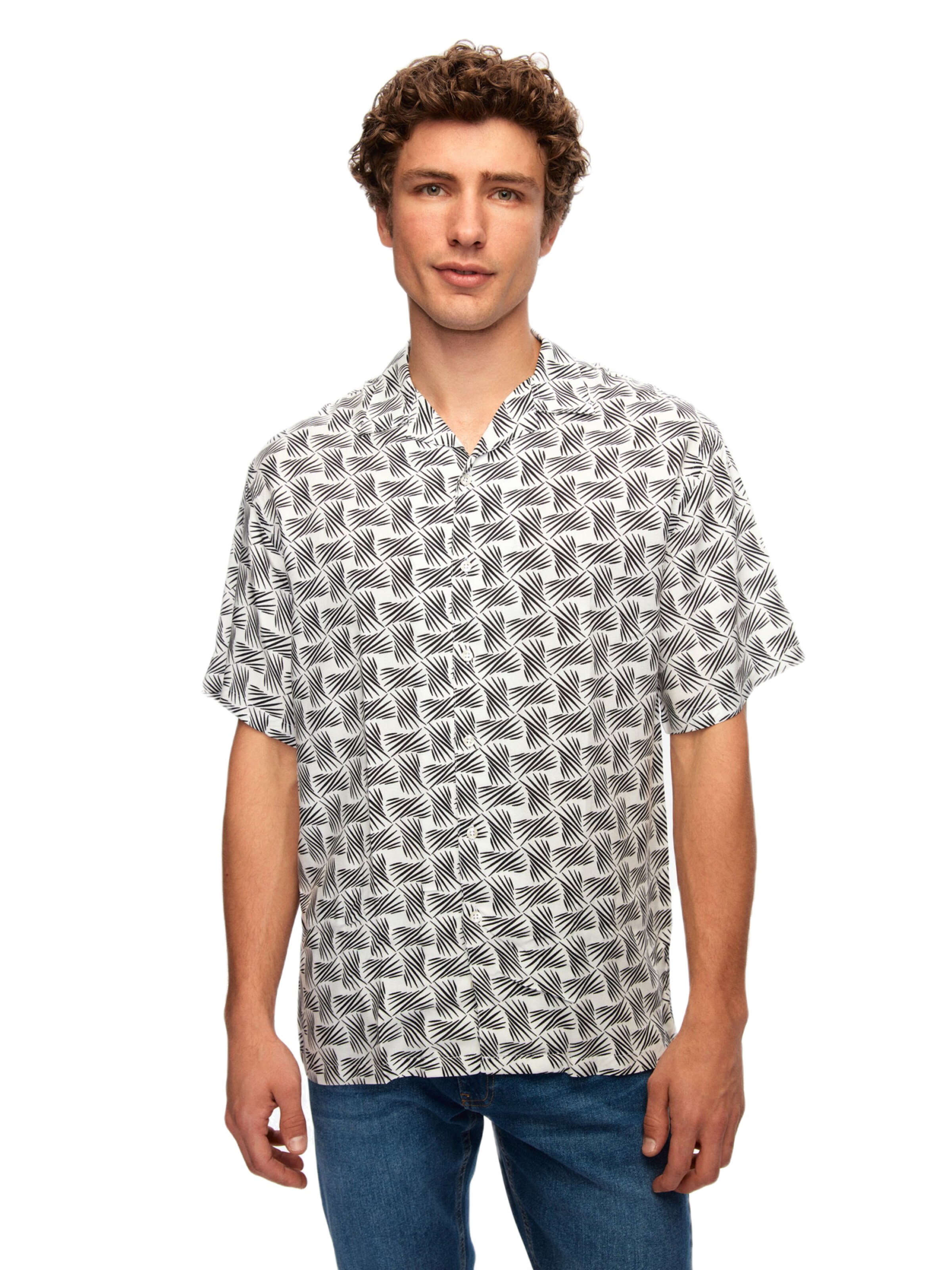 D’S Damat Comfort fit Button Up Shirt in White: front