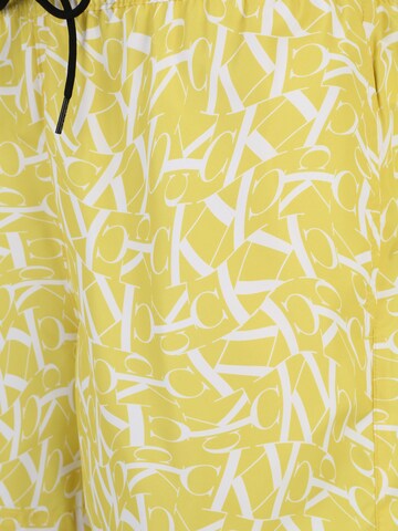 Calvin Klein Swimwear Badeshorts i gul