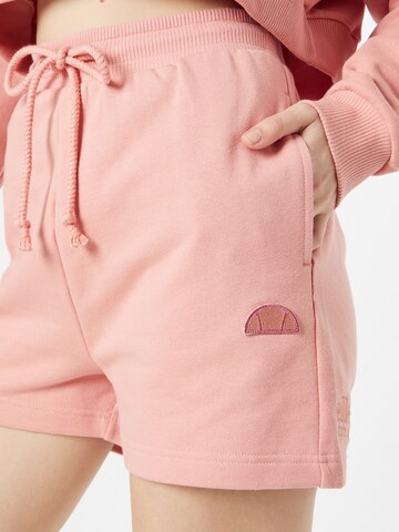 regular Pantaloni di ELLESSE in rosa