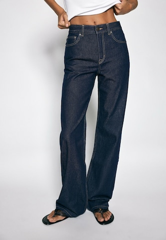 Pull&Bear Wide Leg Farkut värissä sininen: etupuoli