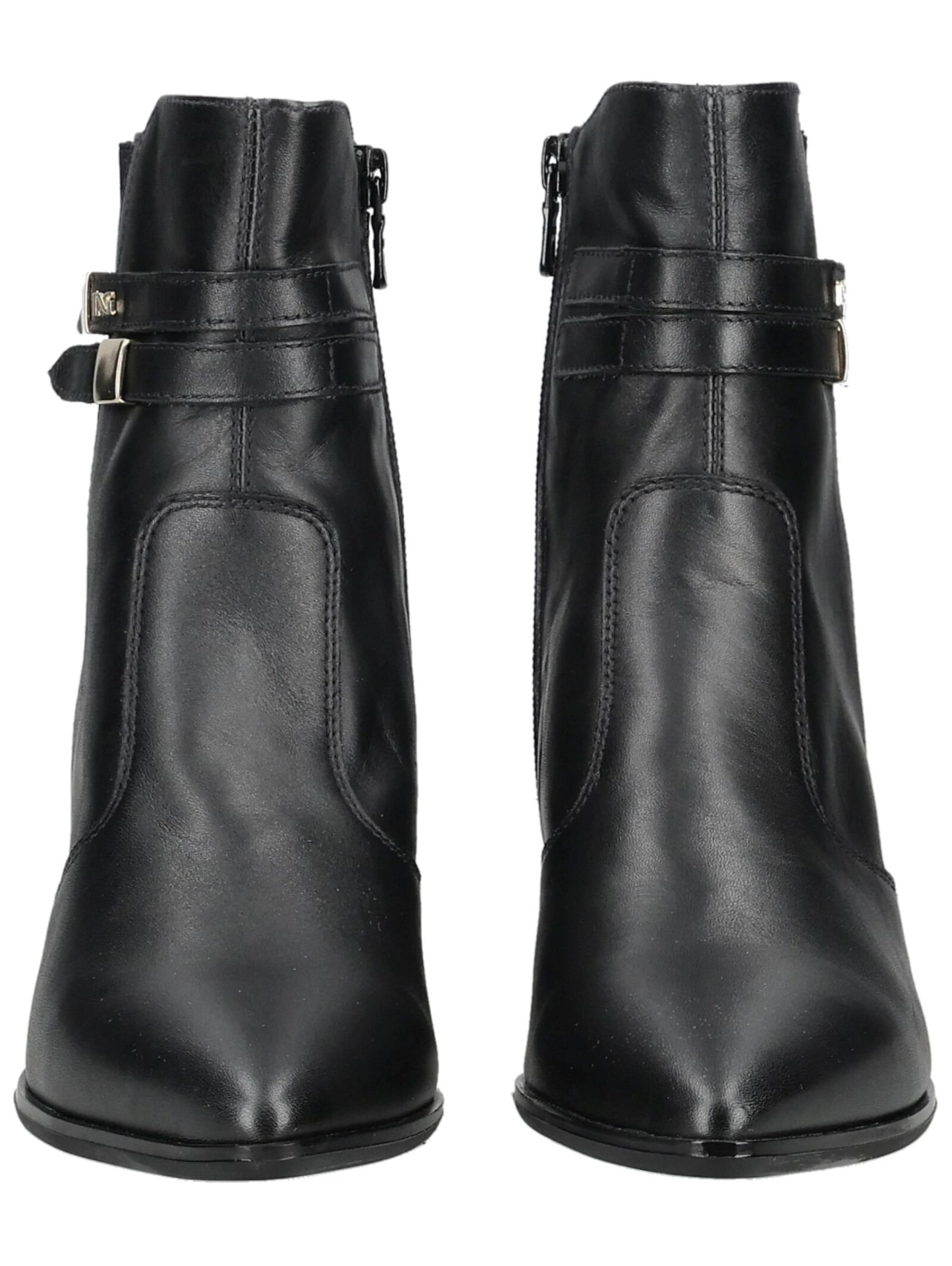 Nero Giardini Ankle Boots in Black