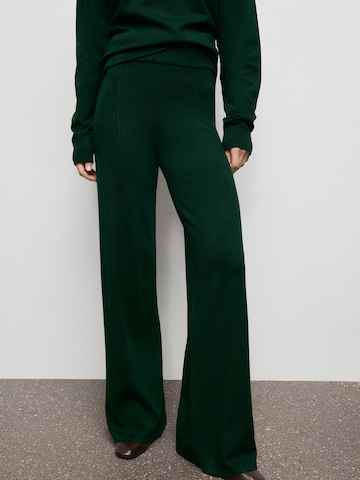 MANGO Wide leg Trousers 'VIEIRI' in Green: front
