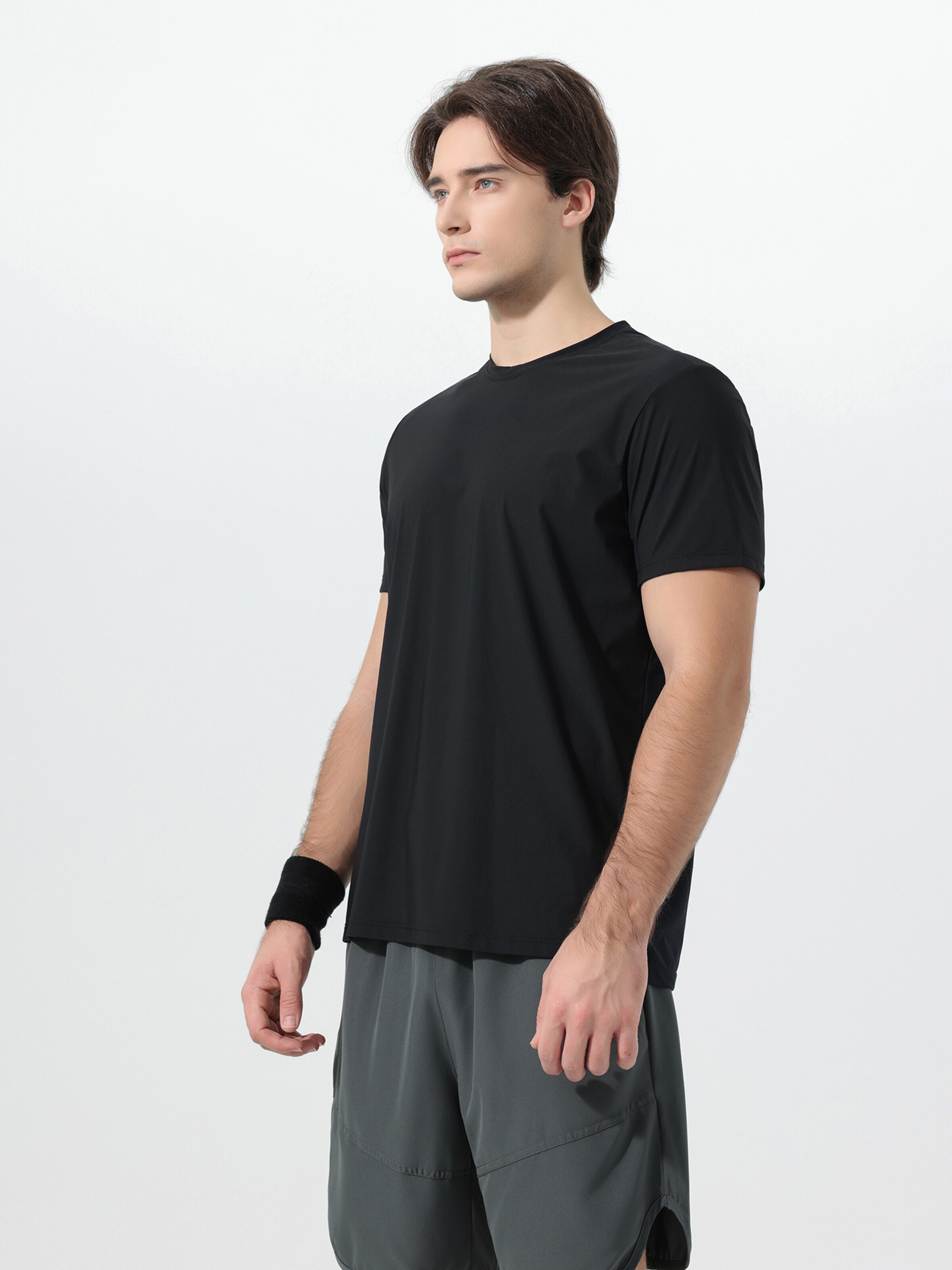 YOUTHUP Performance Shirt 'Lichtschein' in Black