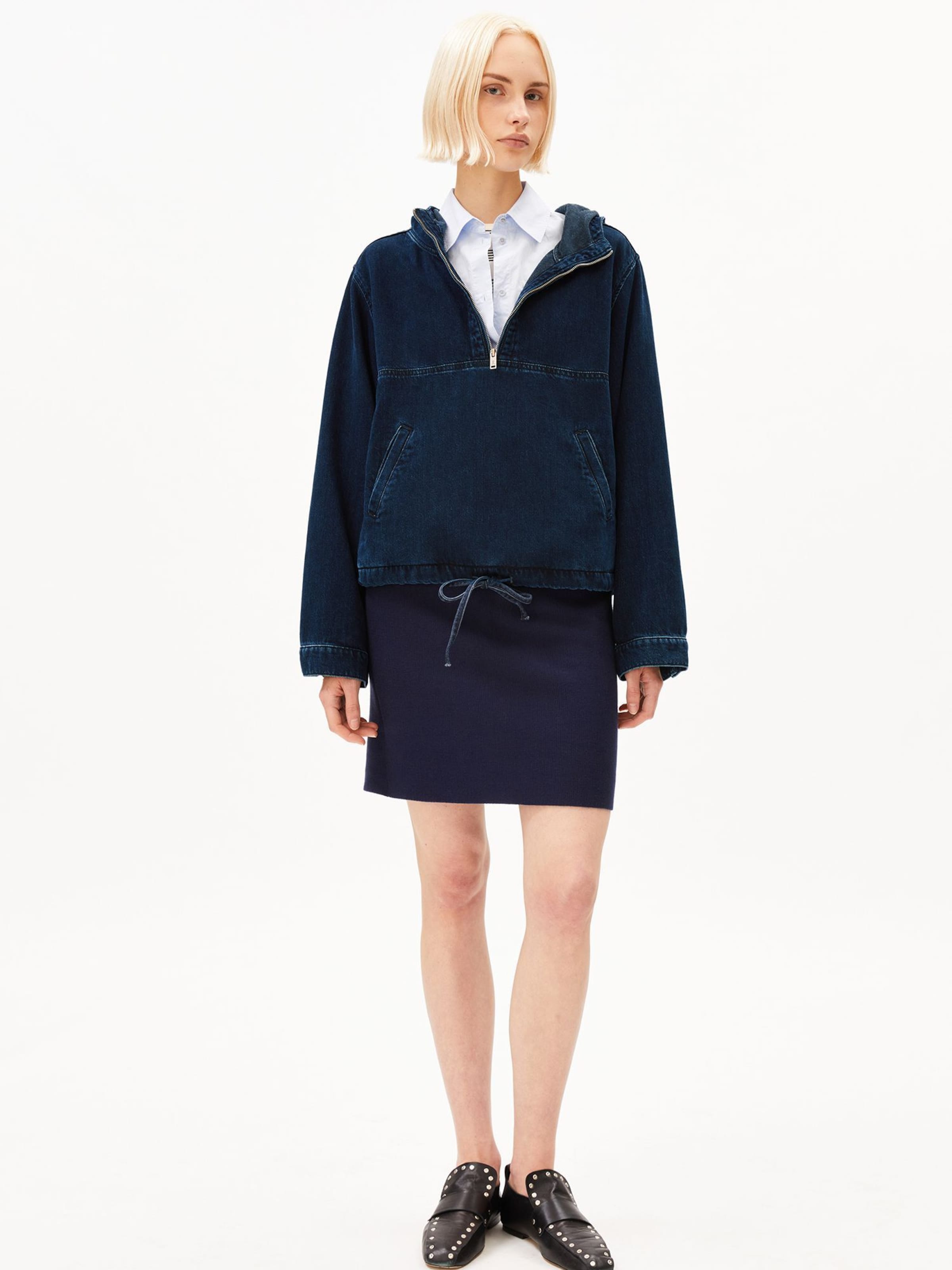 Veste mi-saison ARMEDANGELS en bleu : devant