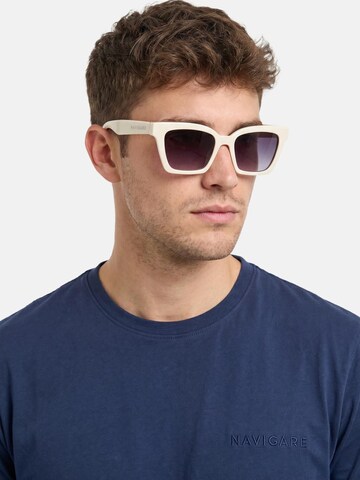 Occhiali da sole 'Occhiali da sole cat-eye Navigare calibro 58 protezione UV3' di Navigare in bianco