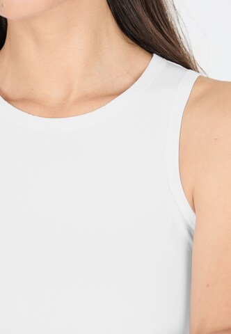 Athlecia Sporttop 'Madilyn' in Wit