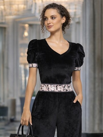 JIORO Blouse 'ESSENTIALS' in Black