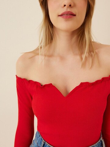 Happiness İstanbul Shirt in Rood