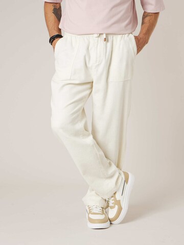 Regular Pantalon chino 'MIDSON ' Deeluxe en blanc : devant