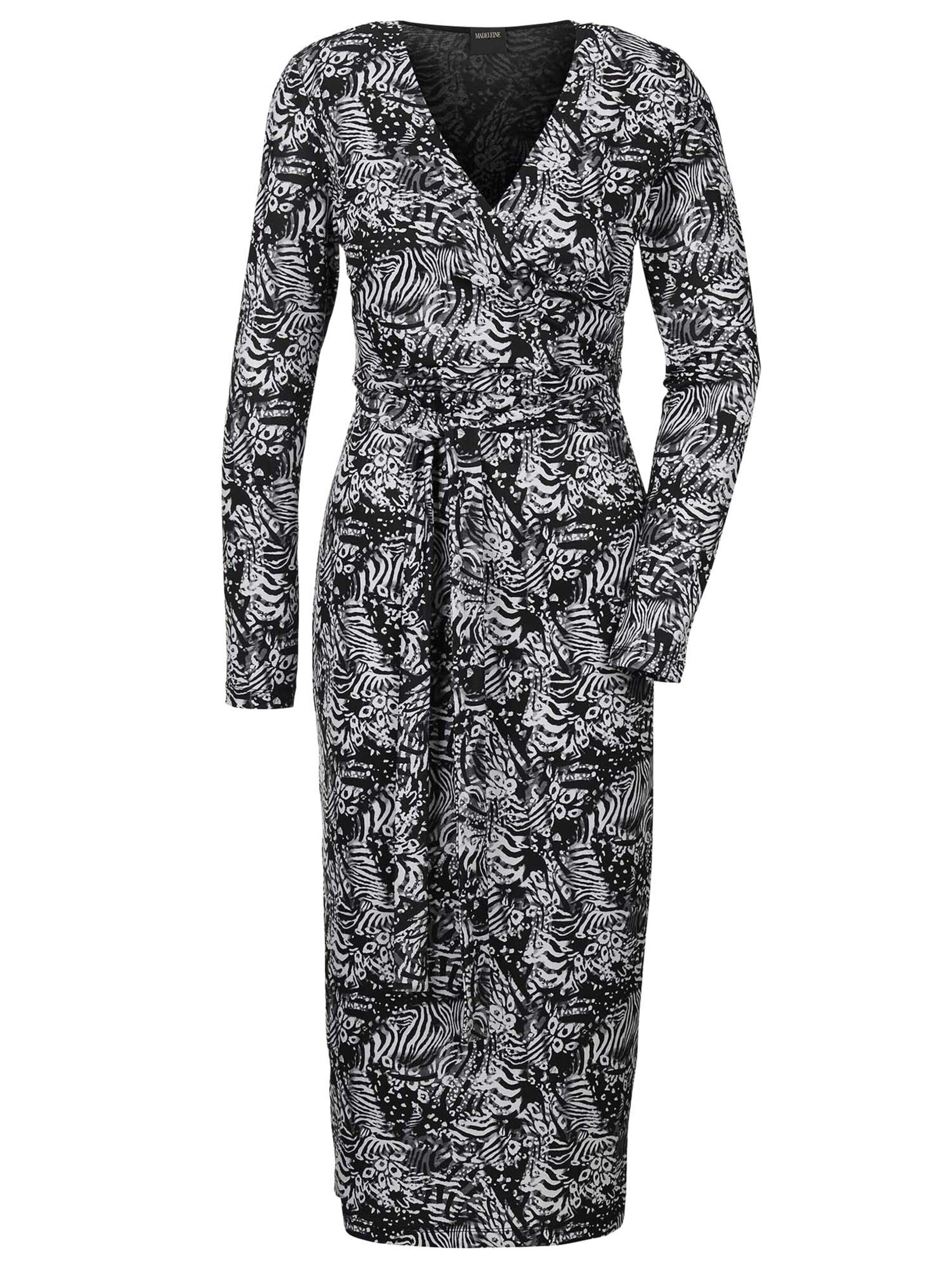 MADELEINE Jurk in Zwart: voorkant