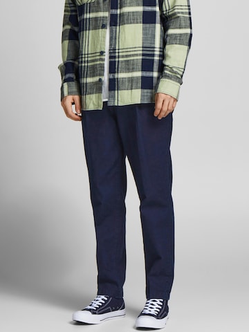 JACK & JONES Regular Trousers in Blue: front