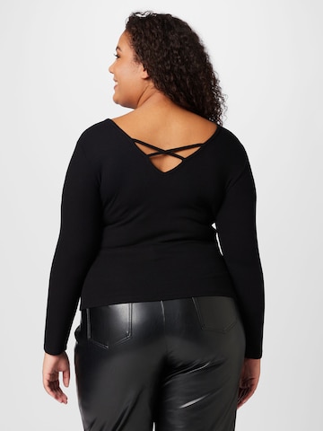 Tricou 'Christina' de la ABOUT YOU Curvy pe negru