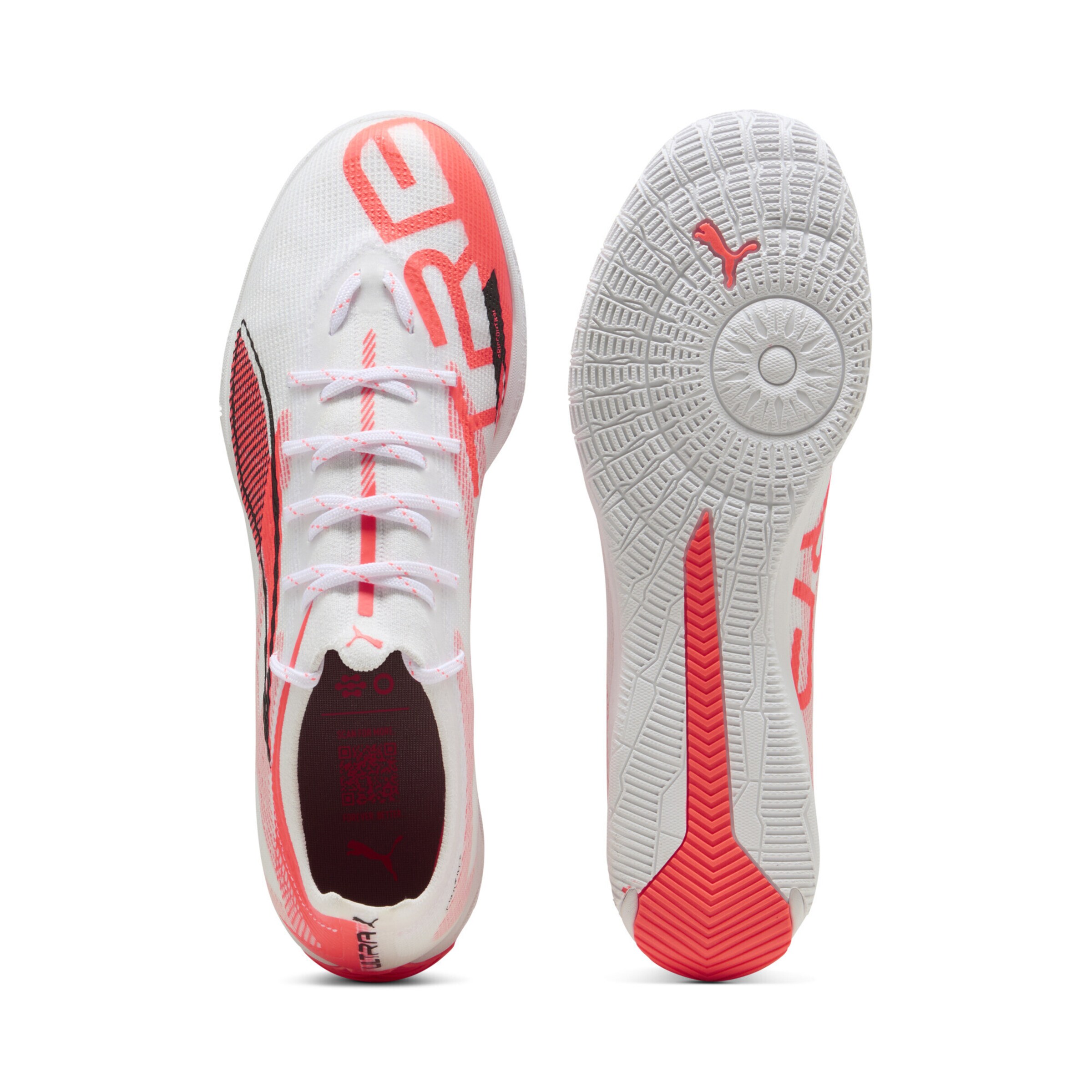PUMA Soccer shoe 'Ultra 5 Pro Court' in White