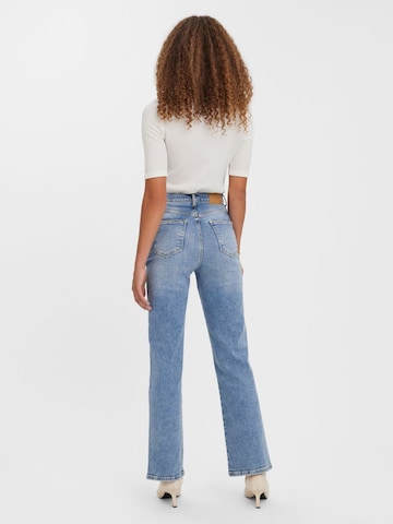 VERO MODA Bootcut Jeans 'Rebecca' i blå