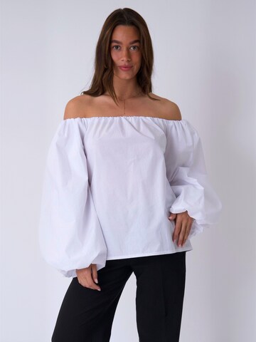 ITS MAY Shirt ' Lia ' in Wit: voorkant