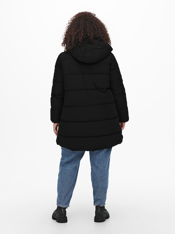 Manteau d’hiver 'Dolly' ONLY Carmakoma en noir