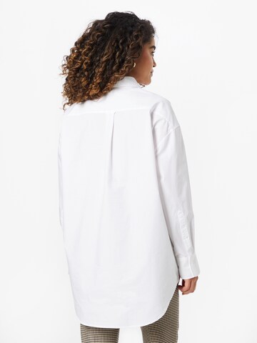 GANT - Blusa en blanco