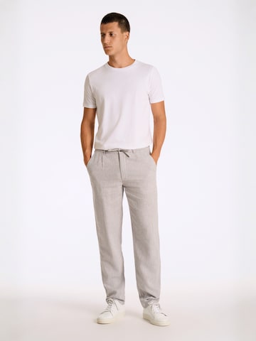 Lindbergh Regular Trousers in Grey