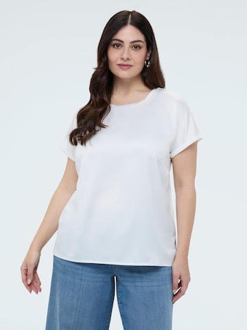 Top di Fiorella Rubino in bianco