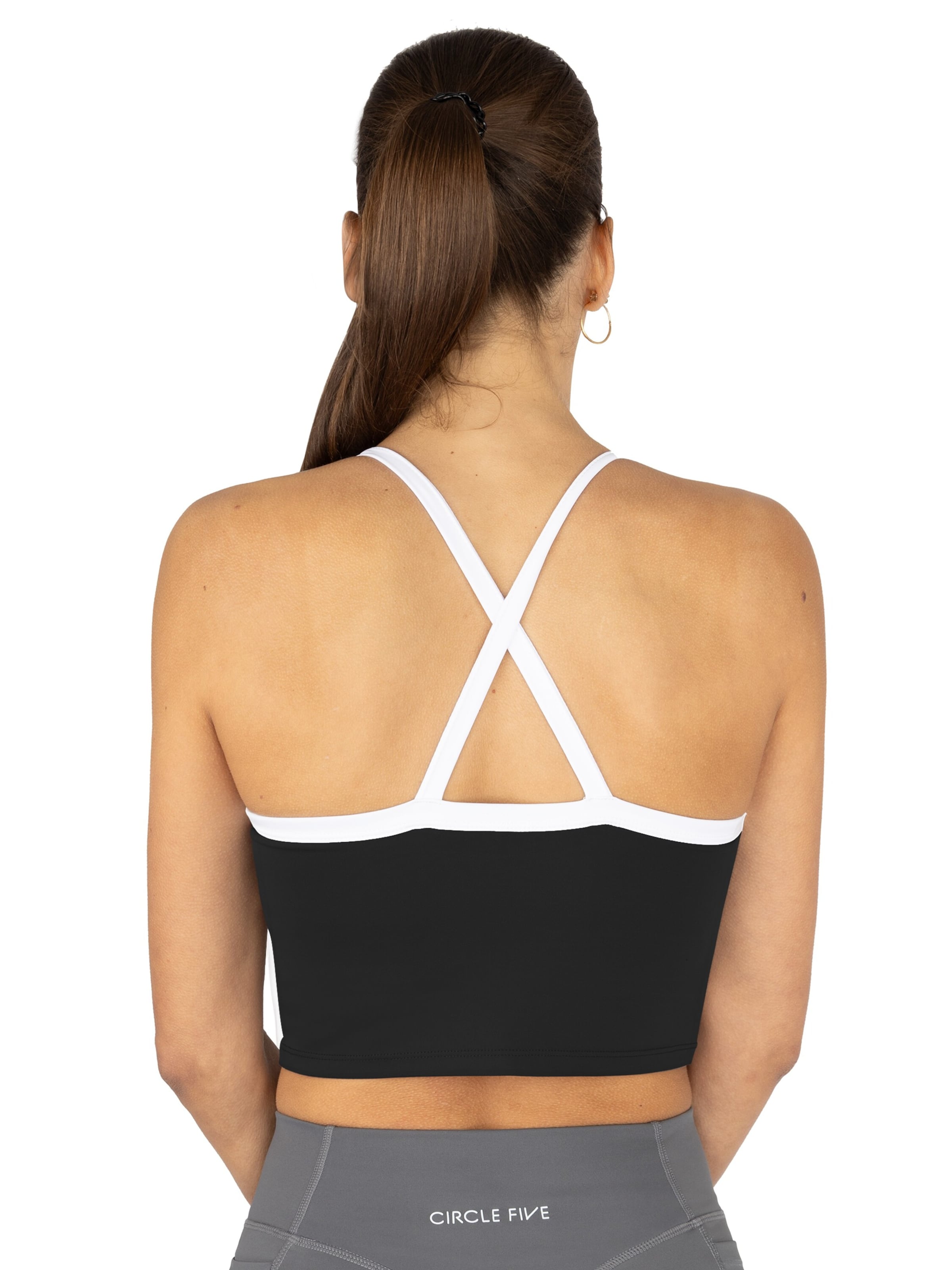 Bustino Completo sportivo di normani in nero