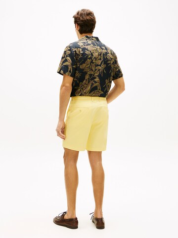 Regular Pantalon chino 'Dover Ess' TOMMY HILFIGER en jaune