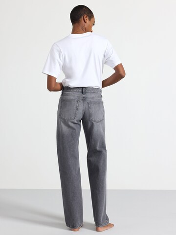 Lindex Regular Jeans 'Sia' in Grey