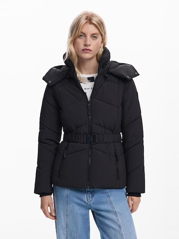 Desigual Téli dzseki - fekete: elől