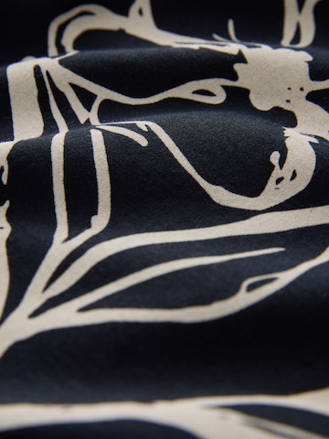 Next Shirt in Zwart