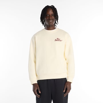 Sweat-shirt new balance en beige : devant