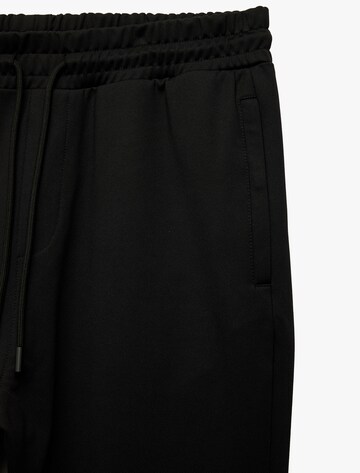 Koton Tapered Pants in Black