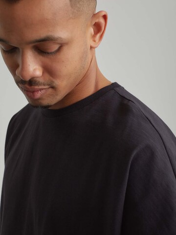 ABOUT YOU x Benny Cristo Shirt 'Jake' in Schwarz