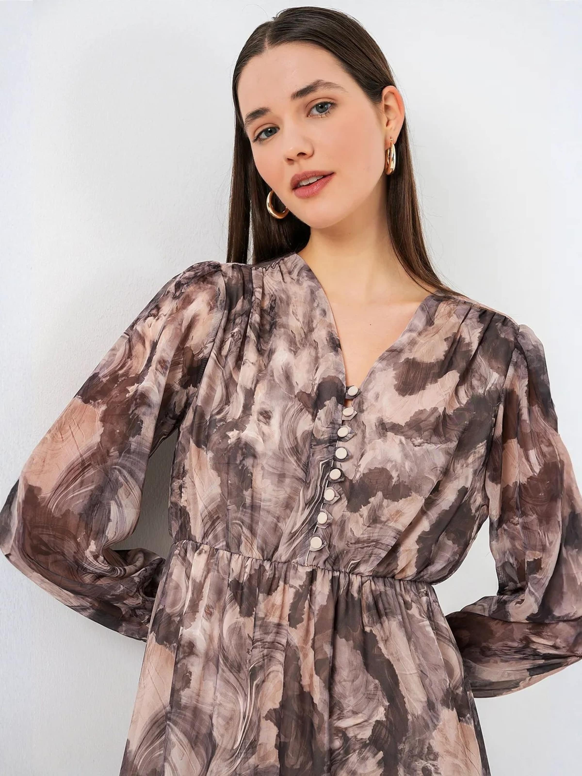Abito di Bigdart in beige