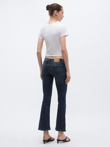 WEEKDAY Bootcut Jeans 'Luna' in Blauw