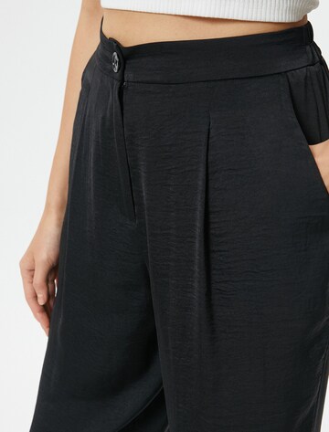 Koton Loose fit Pleat-front trousers in Black