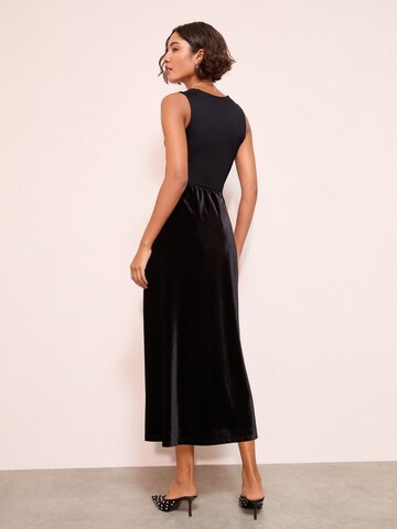 Friends Like These Szoknyák - fekete