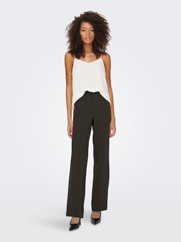 Regular Pantalon 'Lana Berry' ONLY en marron