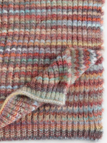 Next Scarf in Red