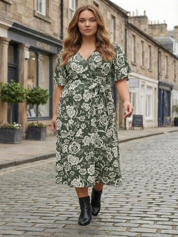 Stil Diva Dress in Green