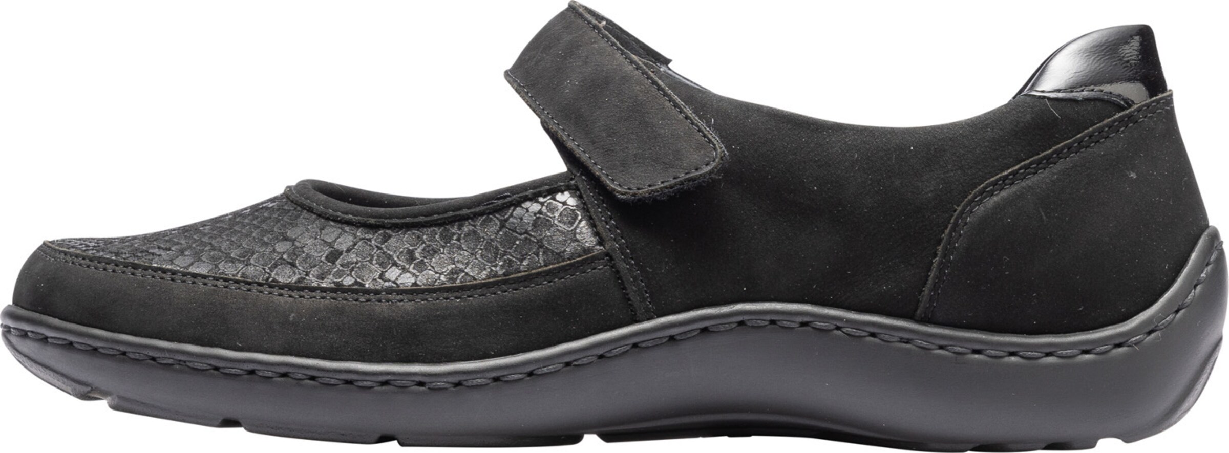 WALDLÄUFER Ballet Flats with Strap in Black