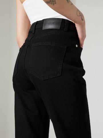 RÆRE by Lorena Rae Bootcut Τζιν 'Ela' σε μαύρο