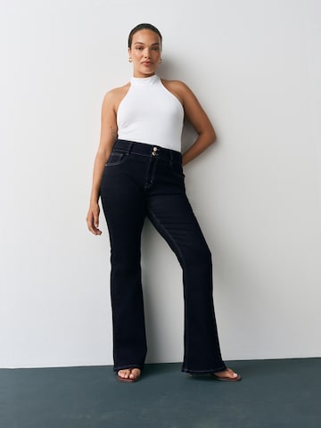évasé Jean Next en bleu