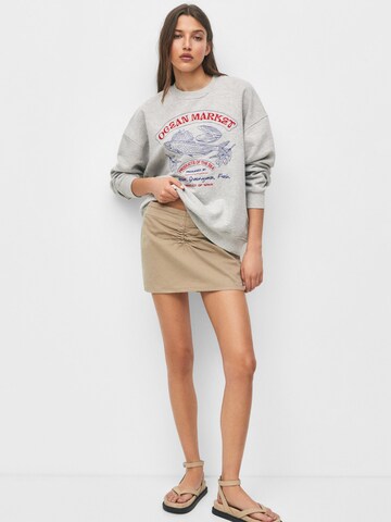 Pull&Bear Sweatshirt i grå